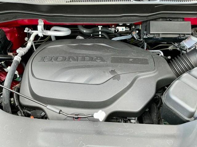 used 2025 Honda Ridgeline car, priced at $37,100