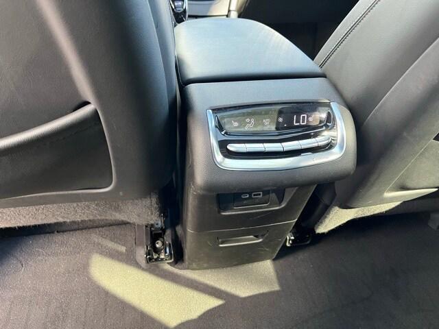 used 2023 Cadillac XT6 car, priced at $28,998