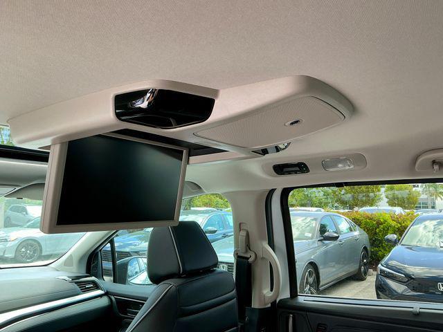 new 2026 Honda Odyssey car, priced at $45,869
