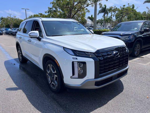 used 2025 Hyundai Palisade car, priced at $36,311