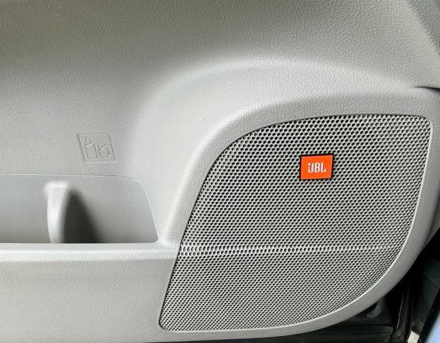 used 2013 Toyota Highlander car, priced at $12,998