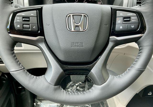 new 2026 Honda Odyssey car, priced at $49,496