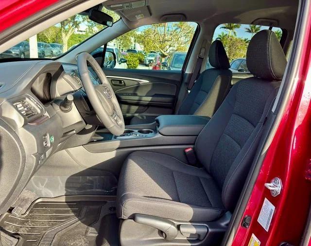 new 2025 Honda Ridgeline car, priced at $41,697