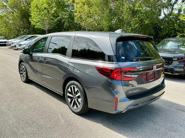new 2026 Honda Odyssey car, priced at $42,011