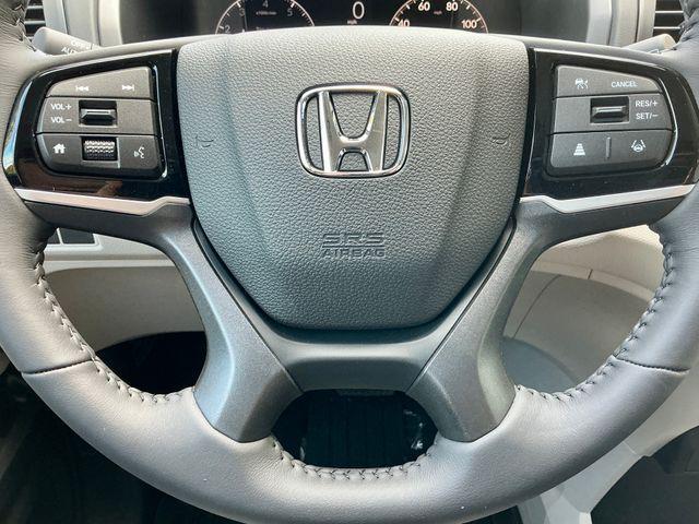 new 2026 Honda Odyssey car, priced at $42,011