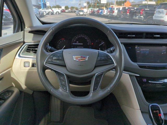 used 2018 Cadillac XT5 car, priced at $14,400