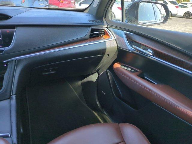 used 2020 Cadillac XT5 car, priced at $17,984