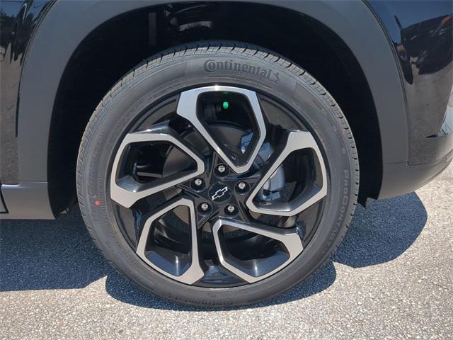 new 2025 Chevrolet Trax car, priced at $23,012