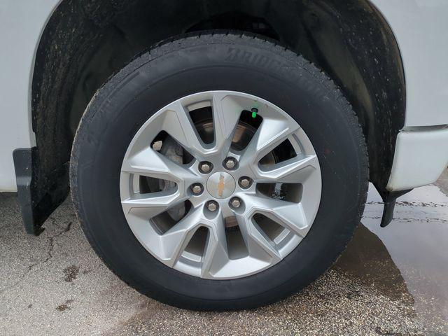 used 2024 Chevrolet Silverado 1500 car, priced at $35,393
