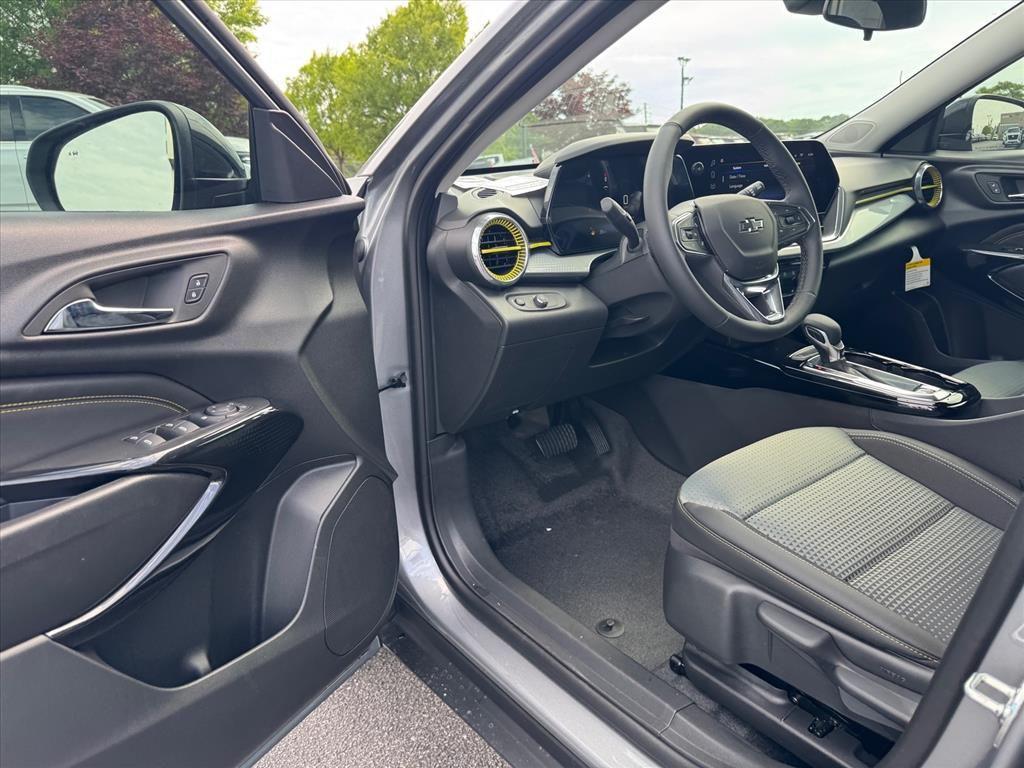 new 2026 Chevrolet Trax car, priced at $25,119
