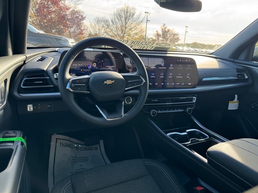 new 2026 Chevrolet Traverse car, priced at $38,120