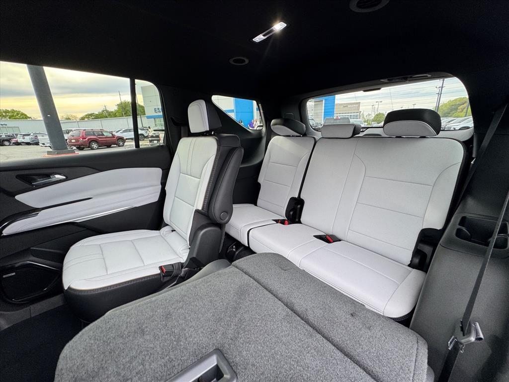 new 2026 Chevrolet Traverse car, priced at $54,129
