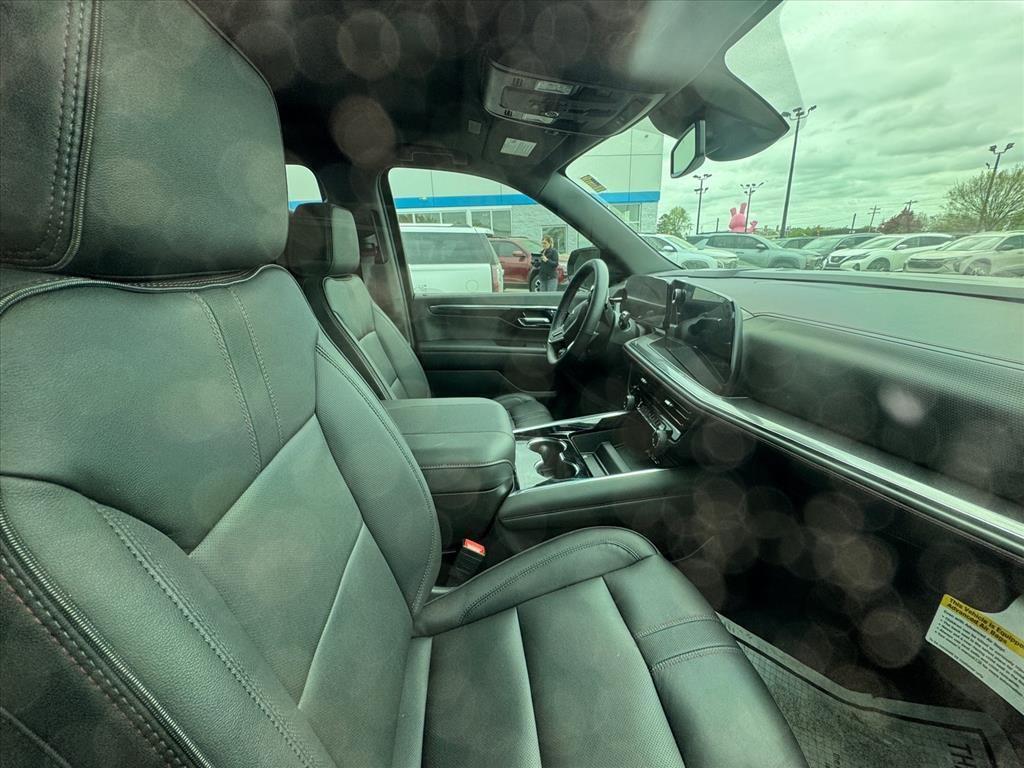 new 2025 Chevrolet Suburban car, priced at $83,004