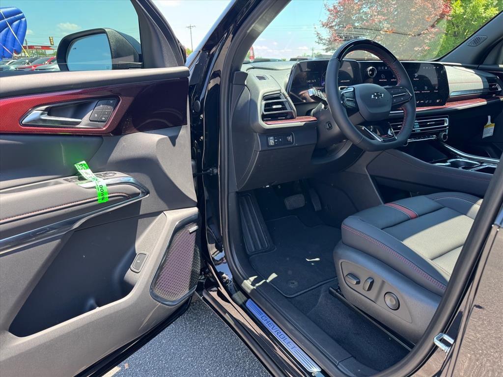 new 2026 Chevrolet Traverse car, priced at $53,894