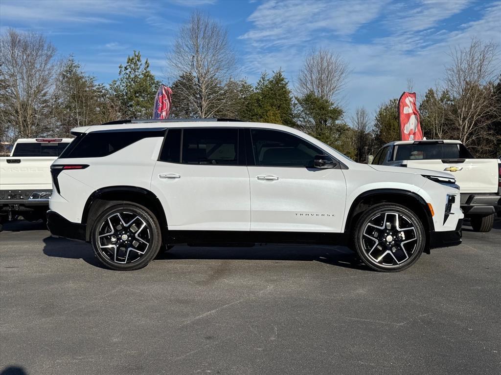 new 2026 Chevrolet Traverse car, priced at $56,910