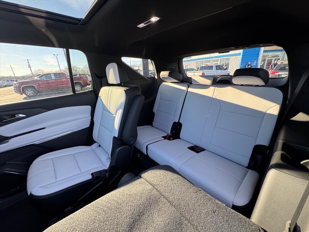 new 2026 Chevrolet Traverse car, priced at $55,915