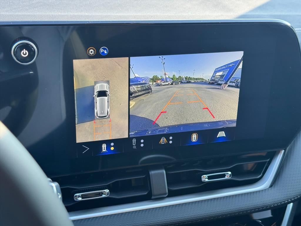 new 2026 Chevrolet Equinox car, priced at $29,529