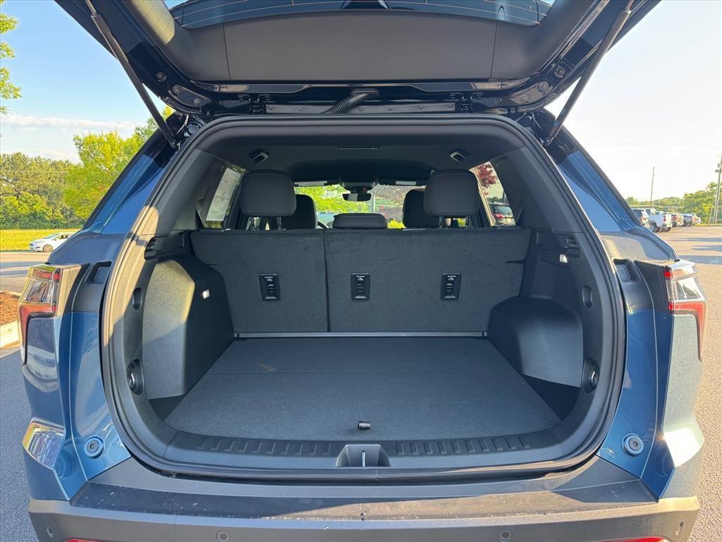 new 2026 Chevrolet Equinox car, priced at $29,529