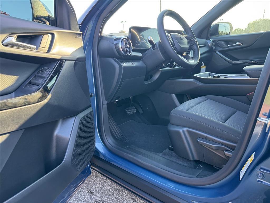 new 2026 Chevrolet Equinox car, priced at $29,529