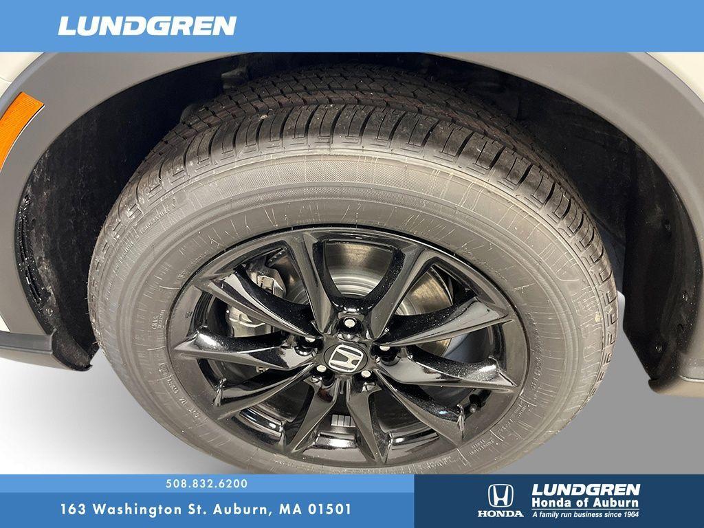 new 2026 Honda CR-V Hybrid car, priced at $41,675