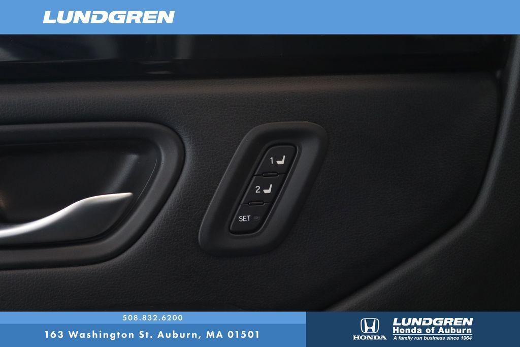 used 2024 Honda Pilot car, priced at $38,946