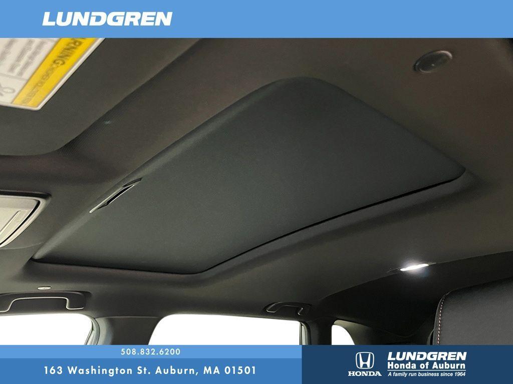 new 2026 Honda CR-V Hybrid car, priced at $40,250