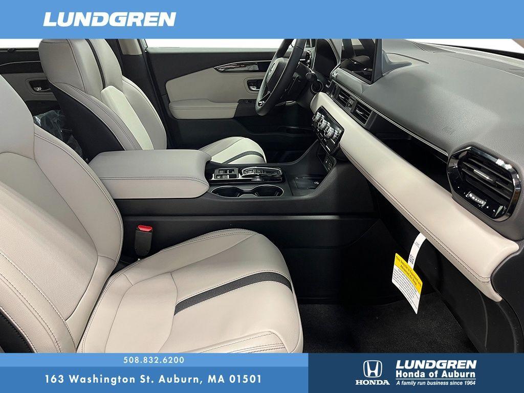 new 2026 Honda Pilot car, priced at $48,789