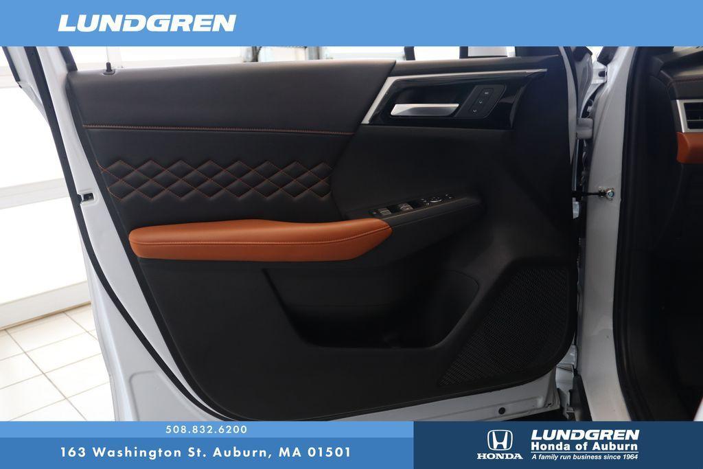 used 2022 Mitsubishi Outlander car, priced at $26,126