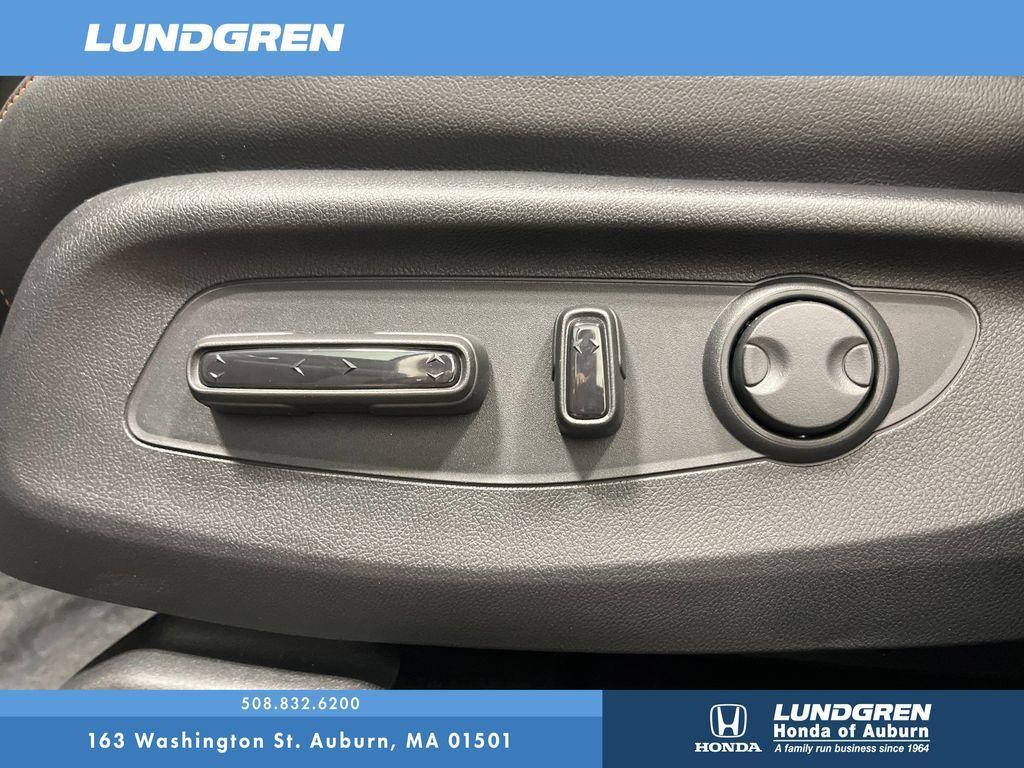 new 2026 Honda CR-V Hybrid car, priced at $42,130