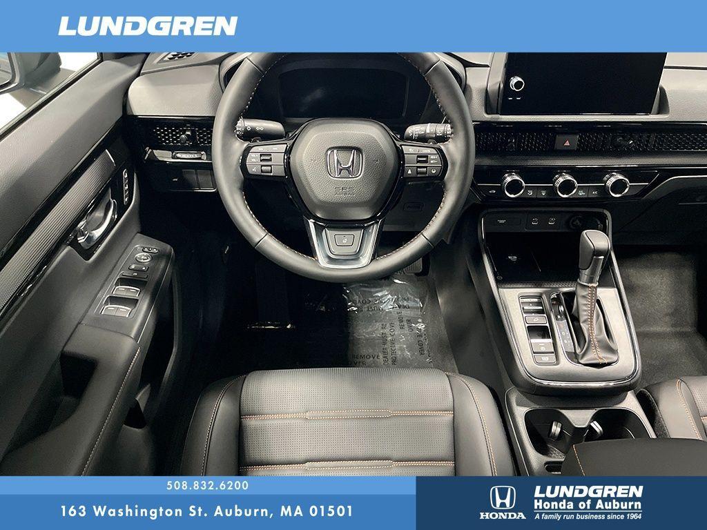 new 2026 Honda CR-V Hybrid car, priced at $43,700