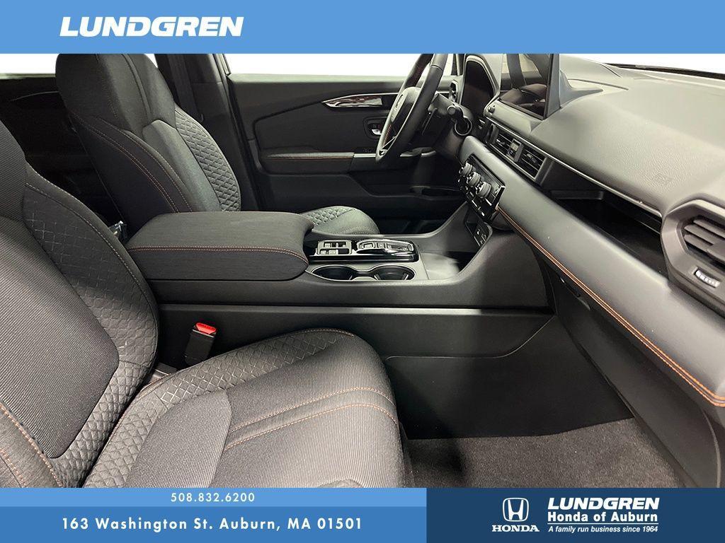 new 2026 Honda Pilot car, priced at $46,489