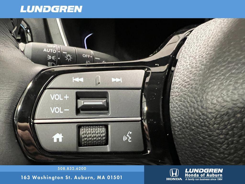 new 2025 Honda Pilot car, priced at $47,050