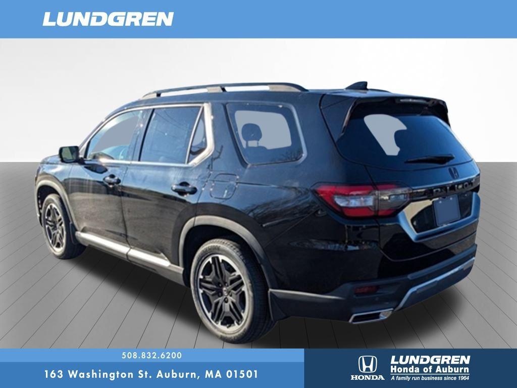 new 2026 Honda Pilot car, priced at $53,790