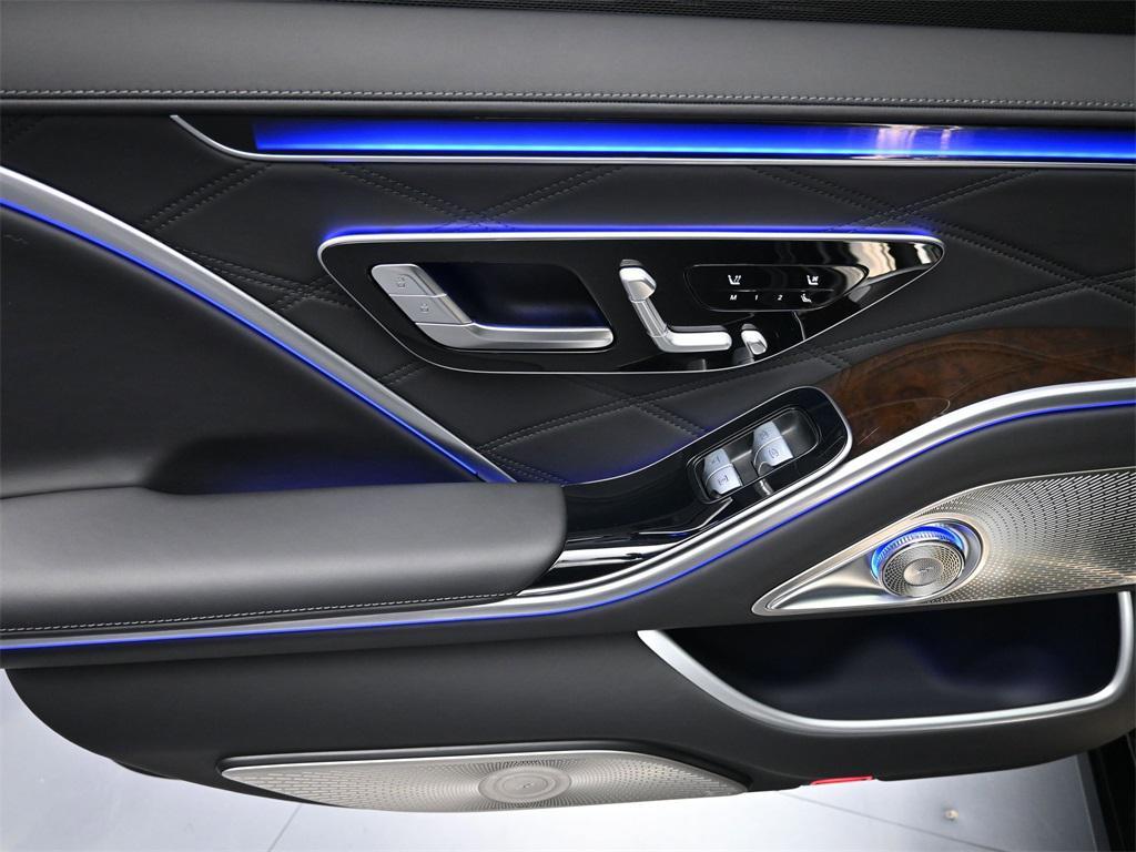 used 2024 Mercedes-Benz Maybach S 680 car, priced at $189,900