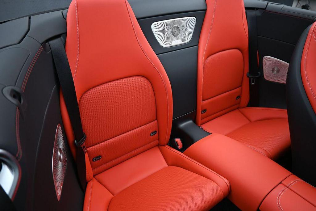 used 2025 Mercedes-Benz AMG SL 63 car, priced at $199,900