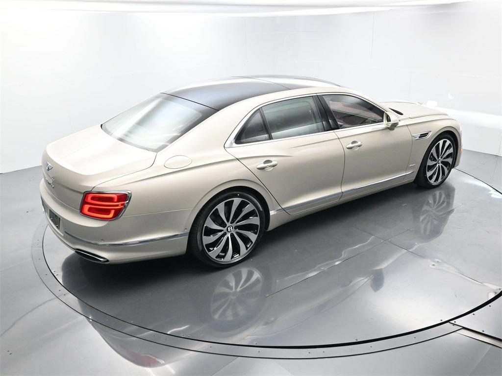 new 2026 Bentley Flying Spur car, priced at $353,650