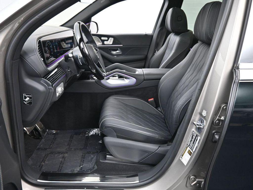 used 2025 Mercedes-Benz Maybach GLS 600 car, priced at $162,900