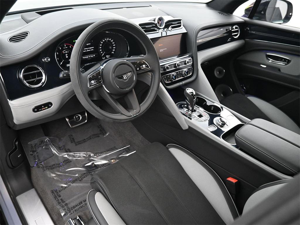 used 2025 Bentley Bentayga car, priced at $289,900