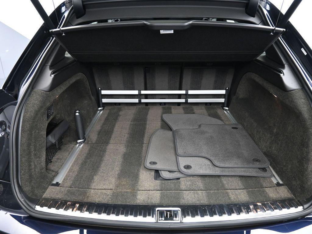 used 2022 Bentley Bentayga car, priced at $169,900