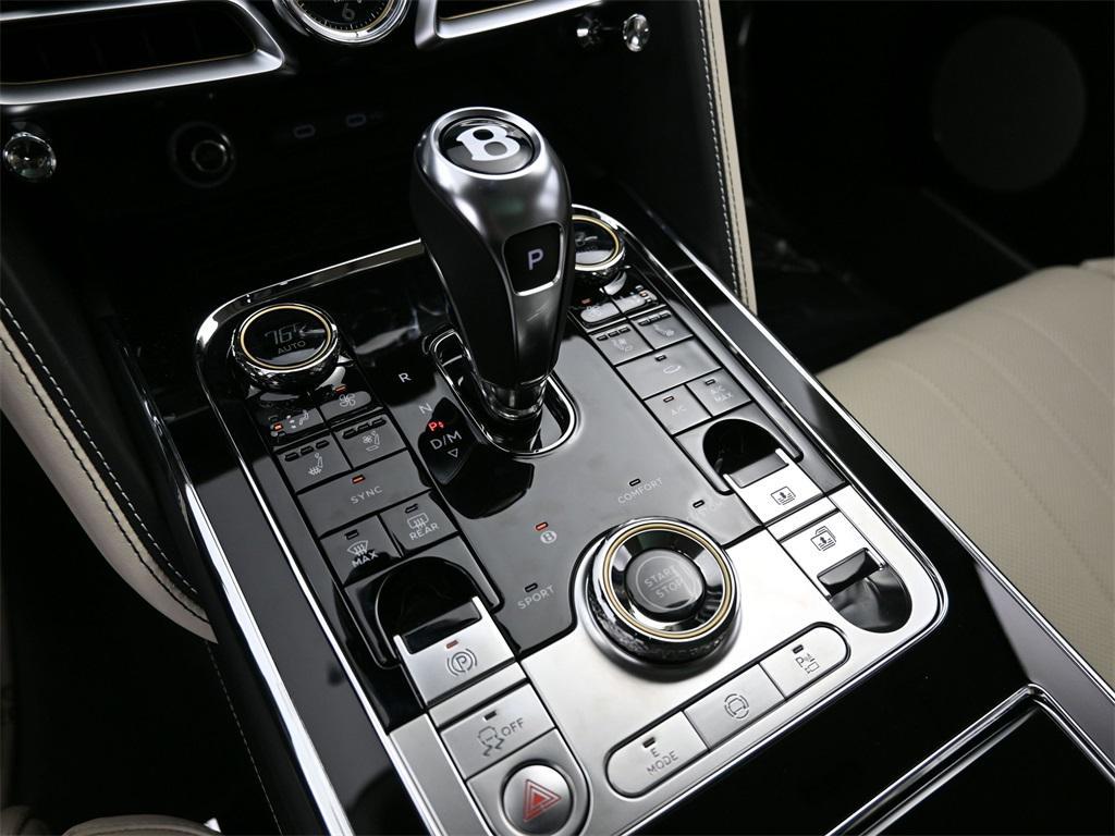 new 2026 Bentley Flying Spur car, priced at $296,430