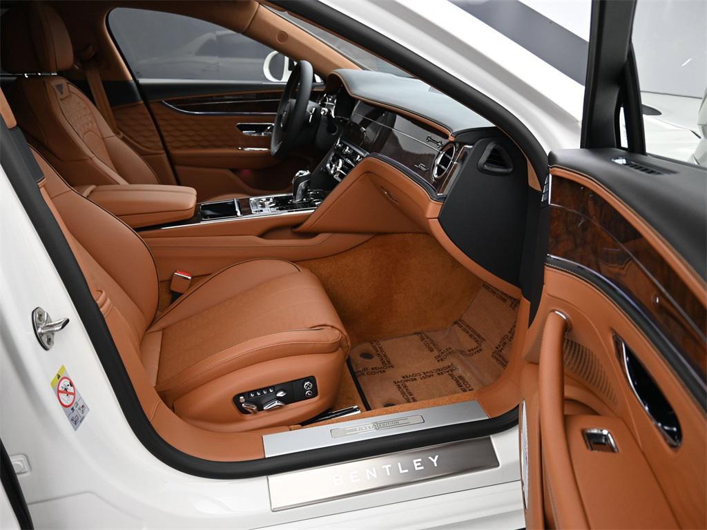 new 2025 Bentley Flying Spur car, priced at $347,975