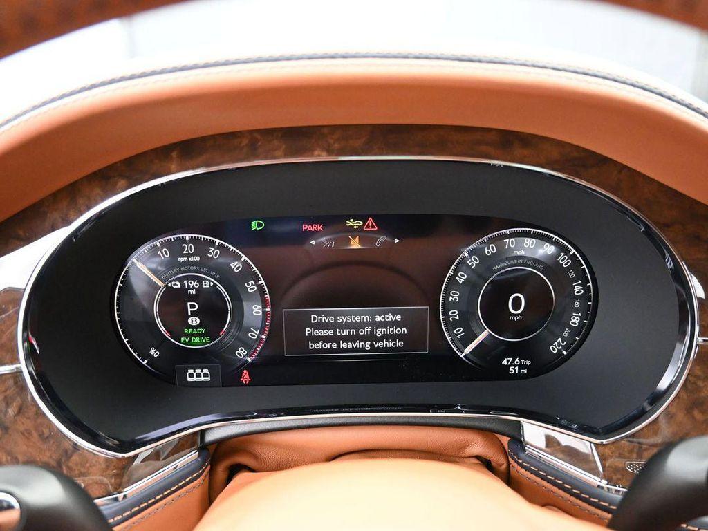 new 2026 Bentley Flying Spur car, priced at $306,583
