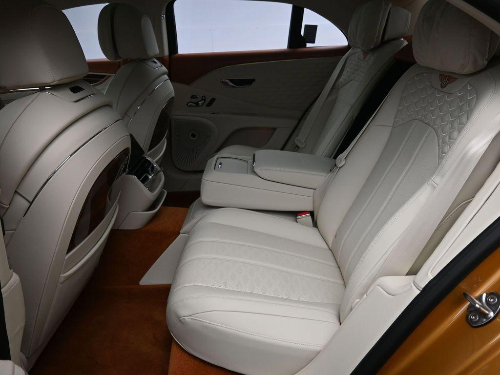new 2026 Bentley Flying Spur car, priced at $365,015