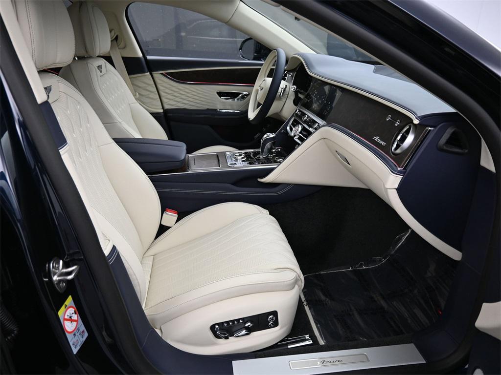 new 2026 Bentley Flying Spur car, priced at $317,580