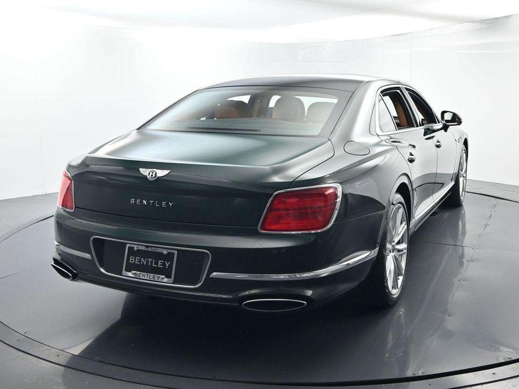 new 2026 Bentley Flying Spur car, priced at $304,308