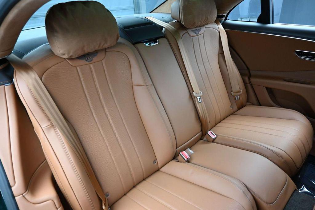 new 2026 Bentley Flying Spur car, priced at $304,308