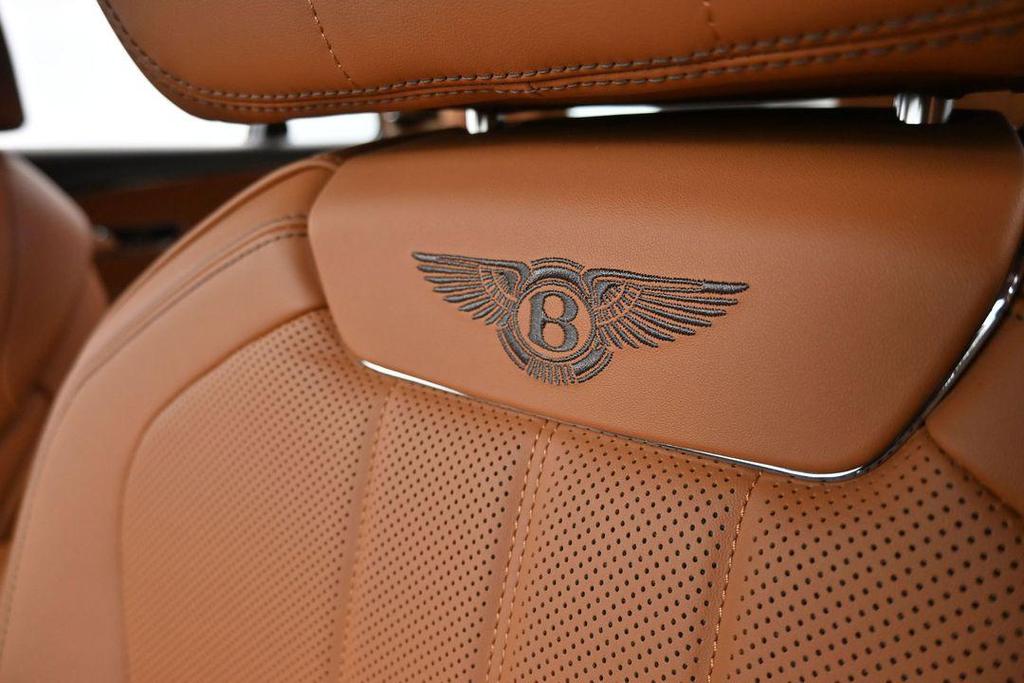 new 2026 Bentley Flying Spur car, priced at $304,308