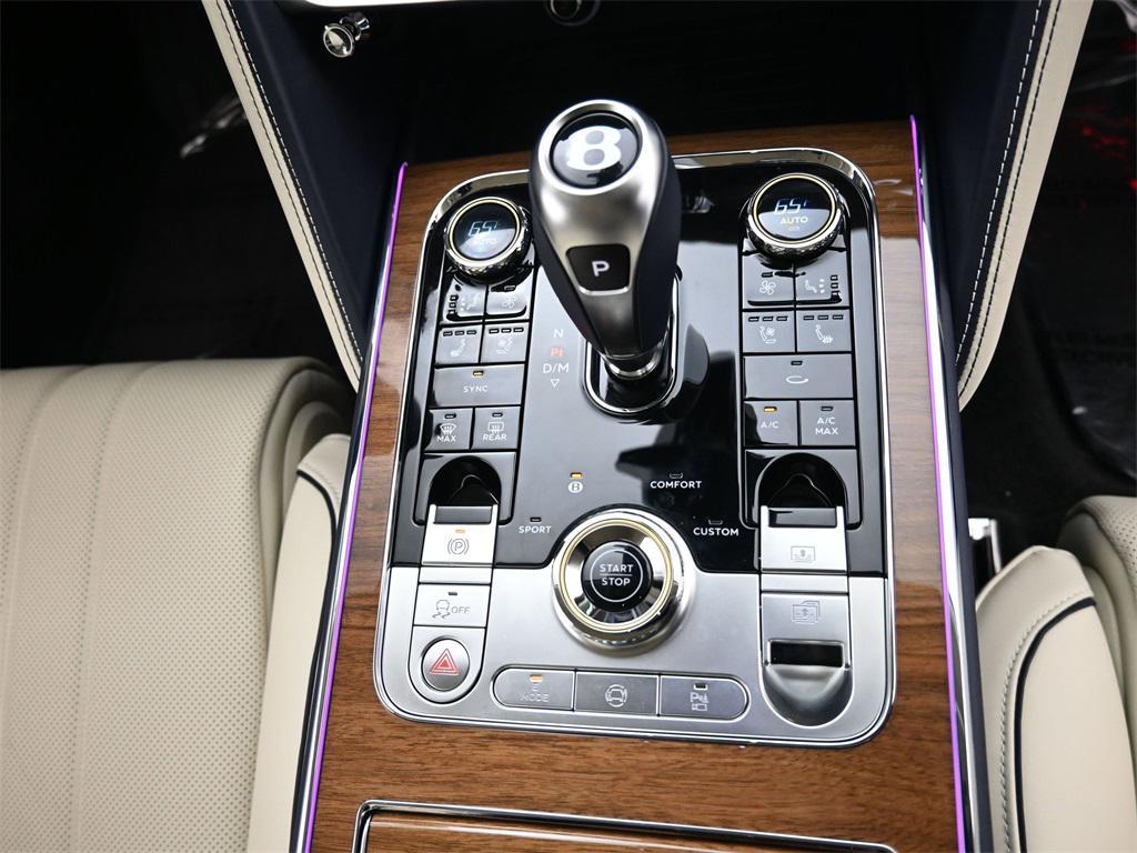 new 2026 Bentley Flying Spur car, priced at $281,045