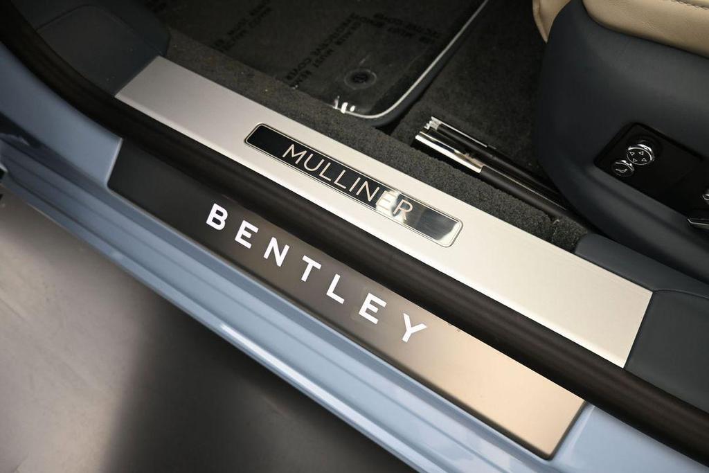 new 2026 Bentley Flying Spur car, priced at $374,533