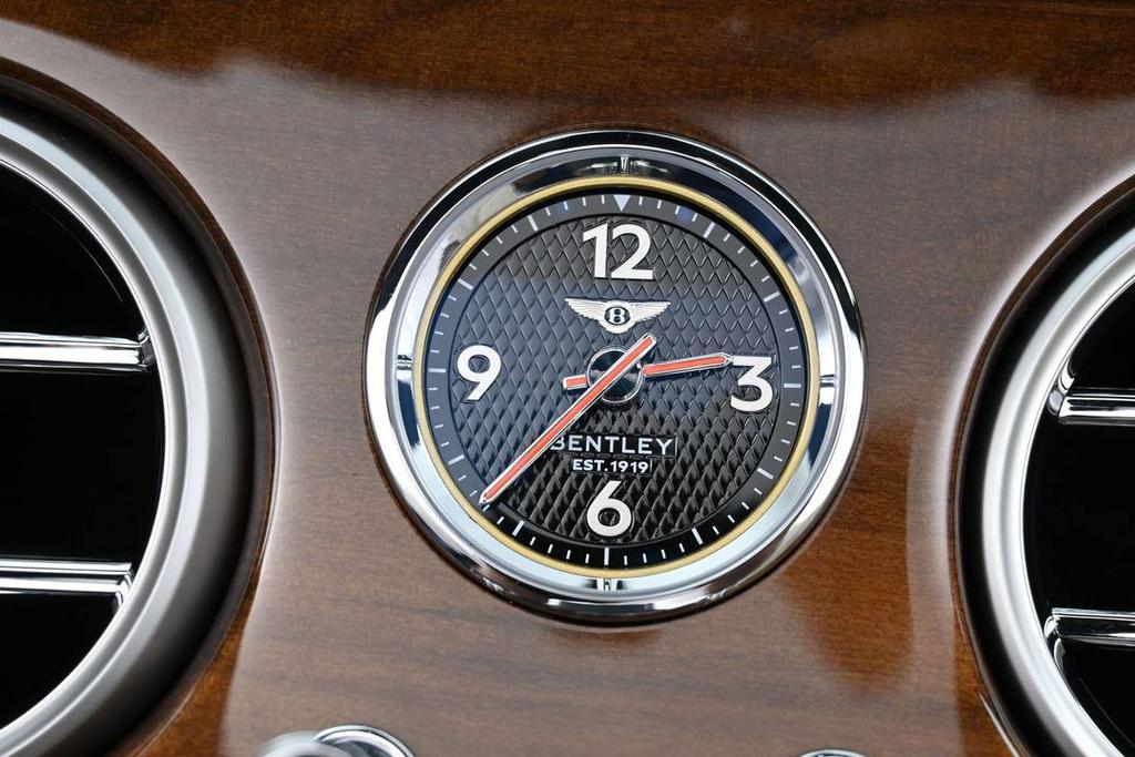 Bentley Continental GT view 23